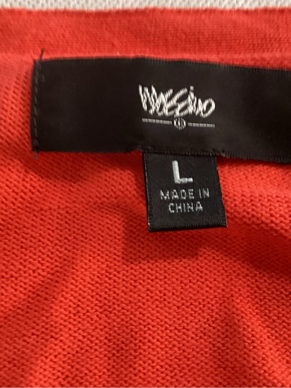 Mossimo Supply Co. Coral Red Cropped V-Neck Button Top size large 6/1 - Picture 2 of 4